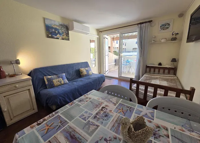 005 - Cap D'agde Avec Parking Avec Accès à La De La Roquille